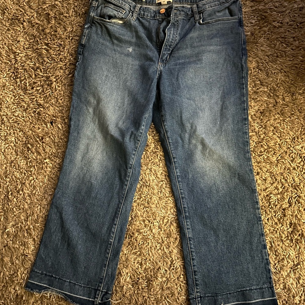 Universal Thread Ankle Bootcut Jeans 14R
